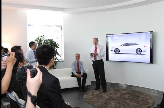 斯特的极致天窗工艺澳门新葡京遇见伟巴(图9)