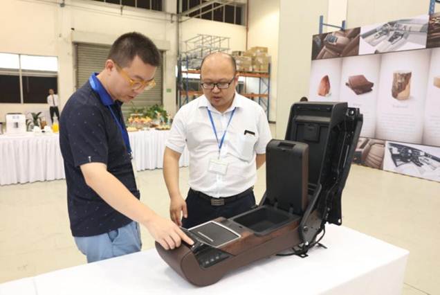 斯特的极致天窗工艺澳门新葡京遇见伟巴(图22)