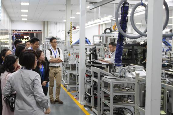 斯特的极致天窗工艺澳门新葡京遇见伟巴(图26)