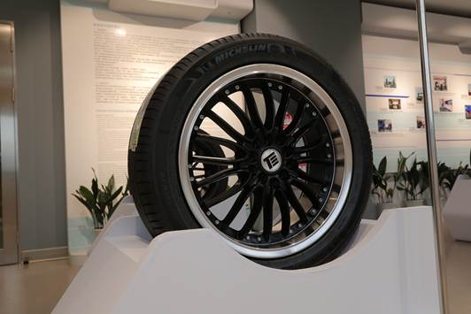 斯特的极致天窗工艺澳门新葡京遇见伟巴(图33)