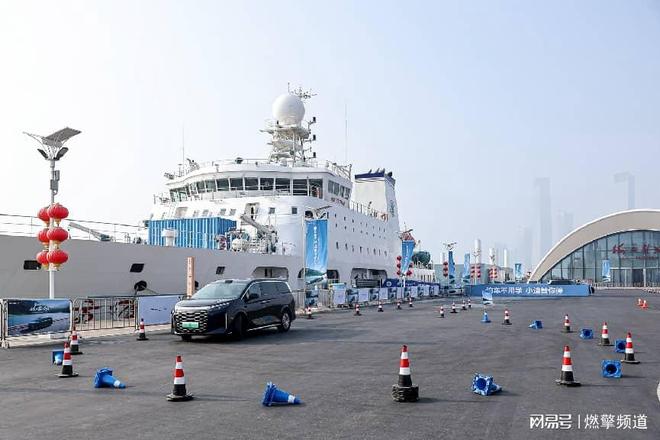 “家庭头等舱”MPV 2026款夏澳门新葡京解决家庭出行痛点 试驾